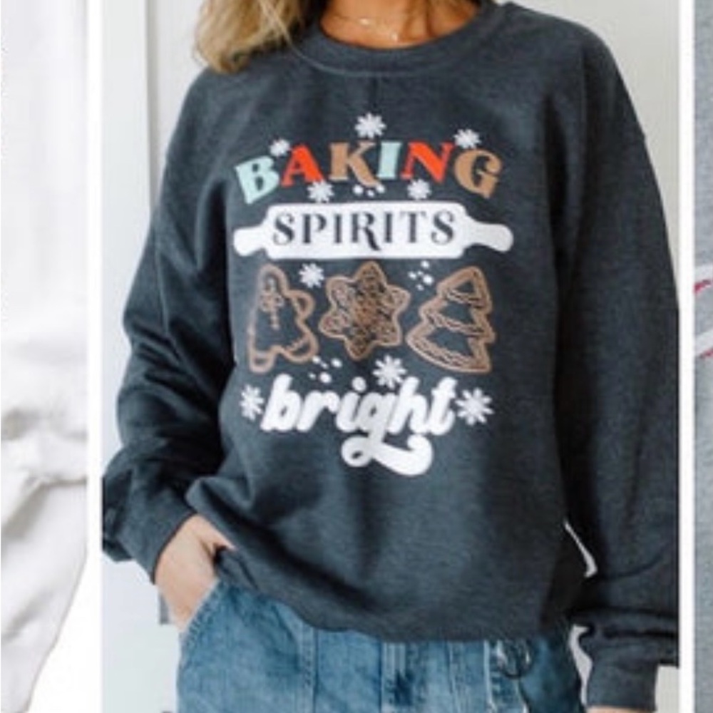 Baking spirits bright small sweatshirt new
